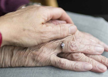 Sólo habrá recursos para adultos mayores; precriterios de Hacienda para 2024