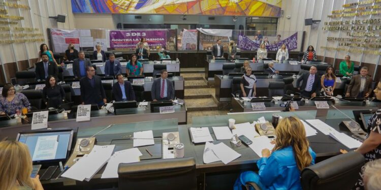 Aprueba Congreso del Estado Ley 3 de 3 contra violencia hacia las mujeres