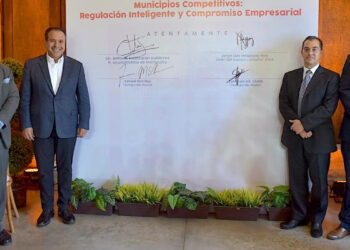 Imprime Toño Astiazarán agilidad a trámites municipales