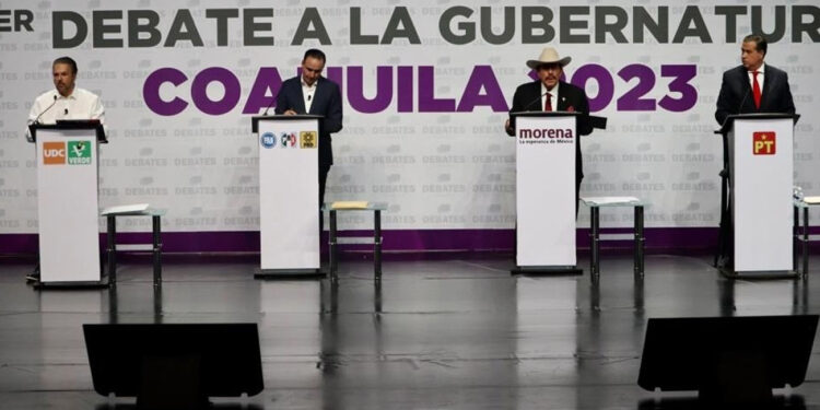 Guadiana y Mejía se enzarzan en ataques mutuos en el primer debate