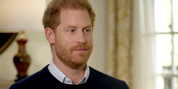 Príncipe Harry asistirá a la coronación de Carlos III, pero irá sin Meghan Markle