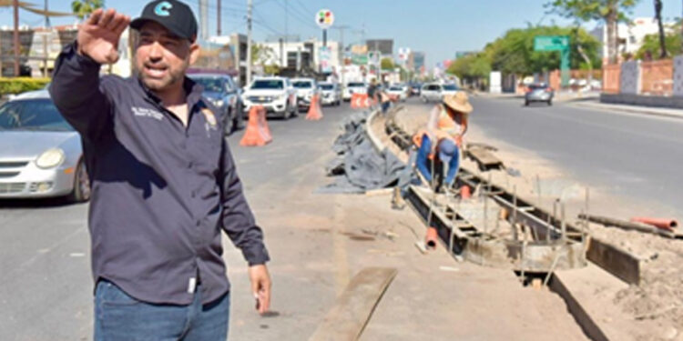 Agilizarán con vuelta anticipada el flujo vehicular en el cruce de Colosio y Reforma