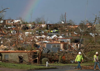 Tornados arrasan con Little Rock y otros poblados de EU; dejan al menos 11 muertos