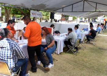 Aprovechan cientos la Feria Hermosillo Crece con Empleo