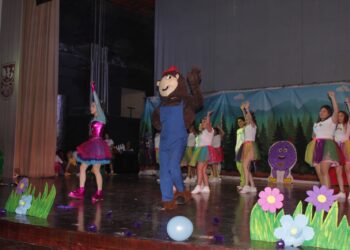 Realizan Concurso de Rondas Infantiles