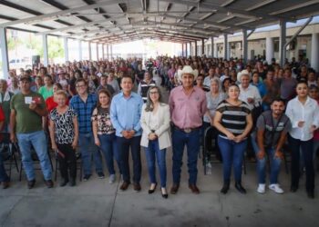 Gobierno de Sonora entrega de 1.9 millones de pesos en apoyos sociales en la sierra