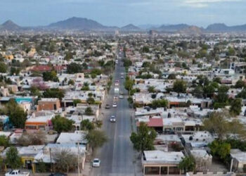 Entrega Toño Astiazarán 45 cuadras rehabilitadas de la calle Carlos Caturegli