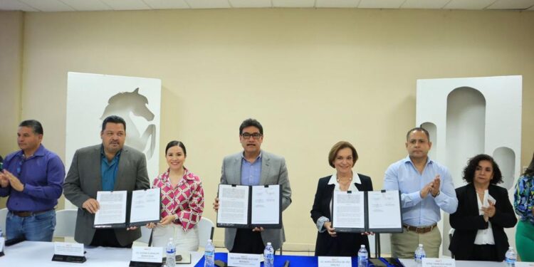 Atestigua Alcalde firma de convenio de seguridad