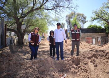 Recorre Alcalde obras en proceso  pavimentación