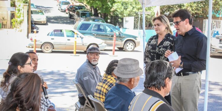 Entrega Alcalde material para la construcción a 21 familias