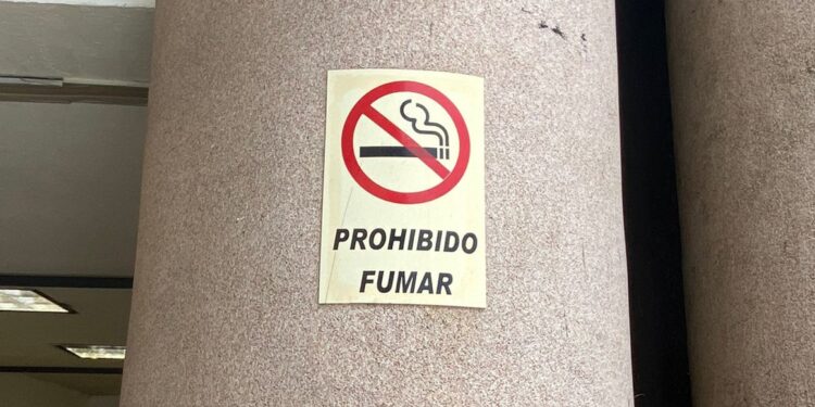Salud Sonora realiza verificaciones sanitarias en materia de tabaco y vapeadores