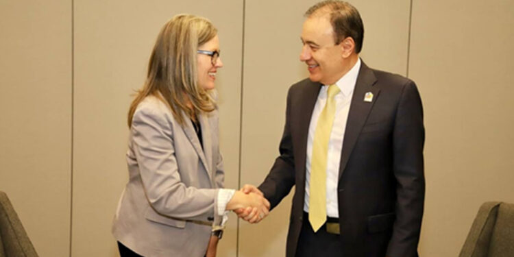 Promueve gobernador Alfonso Durazo Plan Sonora en Arizona; se reúne con la gobernadora Katie Hobbs