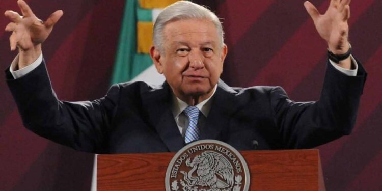 Privilegios en el Poder Judicial obligan a una reforma constitucional: AMLO