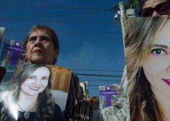A más de 3 años del feminicidio de Abril Pérez Sagaón, declaran culpables a 2 de los 10 acusados
