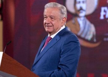 Actuaremos con cuidado en el manejo de los 5 mil mdp devueltos: AMLO