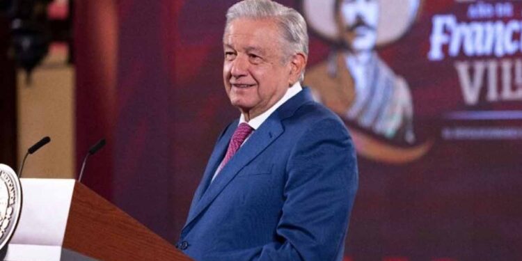 Actuaremos con cuidado en el manejo de los 5 mil mdp devueltos: AMLO