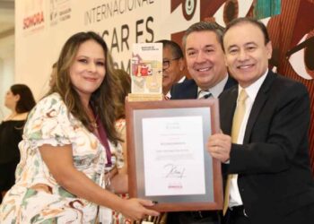 Educar es dar a las y los niños sonorenses las herramientas para vivir sus sueños: gobernador Alfonso Durazo