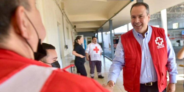 Se suma Toño Astiazarán al reconocimiento de la labor de Cruz Roja Hermosillo