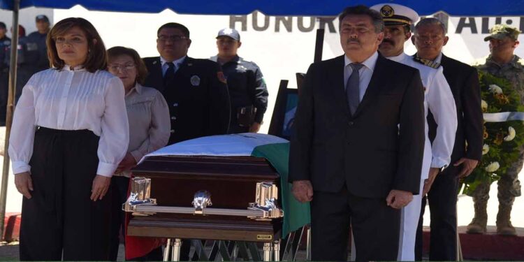 Con honores despiden al policía Valdez Picos Víctor Hugo