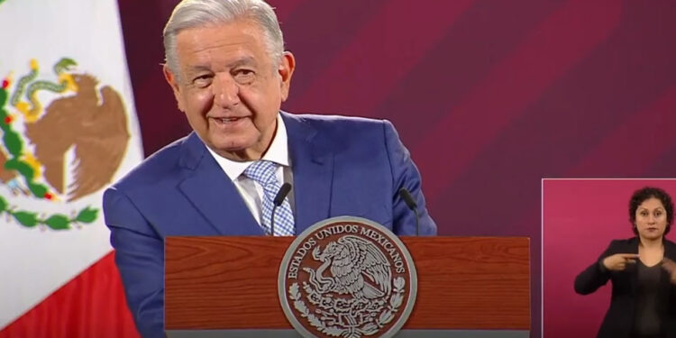 AMLO destacó fortaleza del peso frente al dólar: “Ya se está hablando del milagro mexicano”