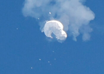 Pentágono quería sobrevolar cielo mexicano para cazar globo espía chino