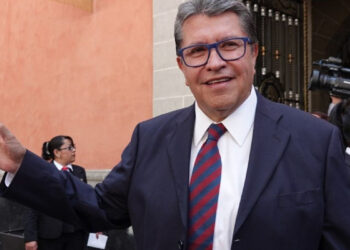 Ricardo Monreal asegura que le alzará la mano a ‘corcholata’ de Morena mejor posicionada