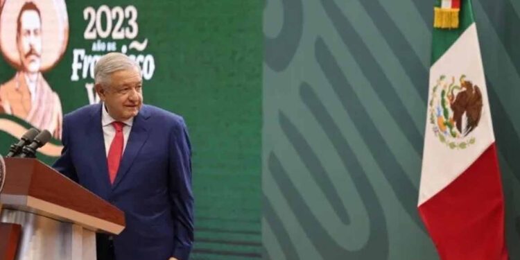 Detecta Semar barco chino con 600 bultos de fentanilo: AMLO