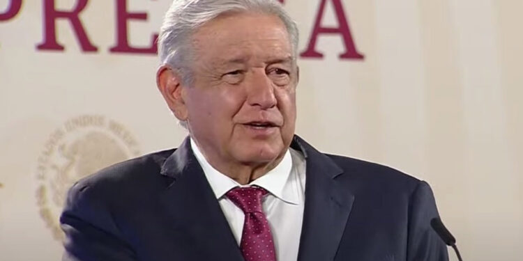 Decreto busca blindar del bloque conservador las obras estratégicas: AMLO