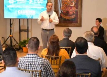 Celebra Toño Astiazarán Reunión Informativa de Clúster Automotriz en Sonora