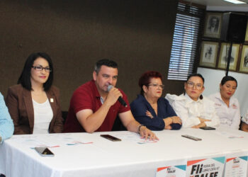Presentan Feria del Libro CBTA 97 “Culto el que lo lea”