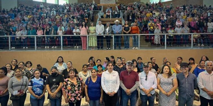 Más de dos mil familias del sur del estado son beneficiadas con programas sociales del Gobierno de Sonora