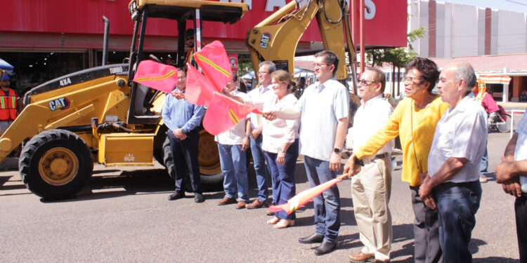 Da banderazo Jorge Elías a quinta etapa de remodelación del centro