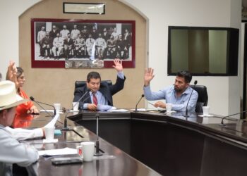 Aprueba Comisión de Gobernación propuesta para titular de la FGJE