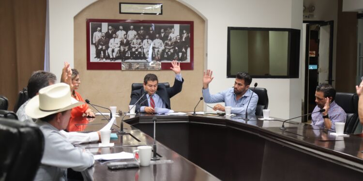 Aprueba Comisión de Gobernación propuesta para titular de la FGJE