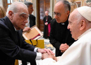 Promete al Papa un filme sobre Jesucristo