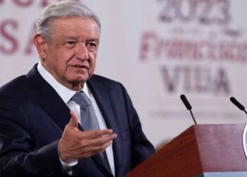 AMLO recuerda a gobernadores que apoyar a candidatos con presupuesto público es cárcel
