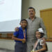 Reconoce presidente municipal a niña y niño karatecas de oro