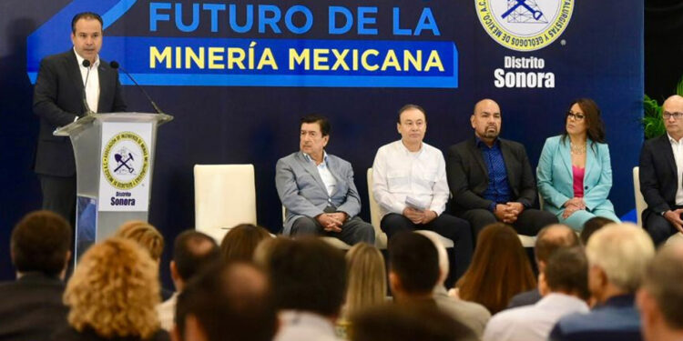 Reconoce Toño Astiazarán la responsabilidad social de la industria minera