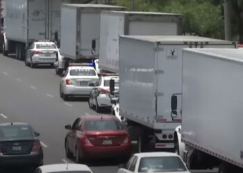 Tras asesinato de custodio, no hay mayor seguridad afuera de aduana del AICM