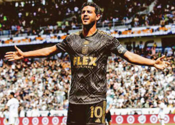 Carlos Vela no se cierra a México