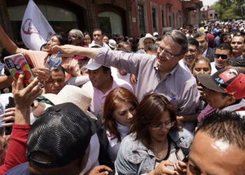 Persiste inequidad en gastos de aspirantes de Morena: Ebrard