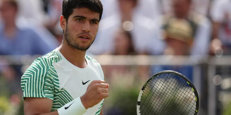 Aplasta Alcaraz a Lehecka y está en Cuartos de Final de Queen’s
