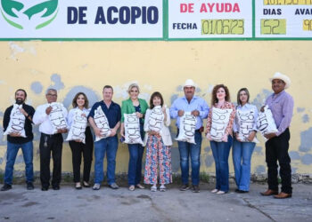 Entrega DIF Cajeme despensa de verdura con apoyo de  APHYM  