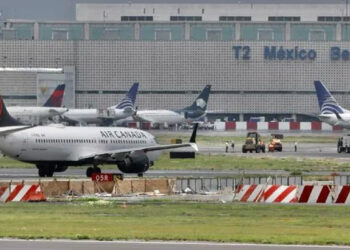 SICT descarta riesgo para aviones en cercanías del AICM