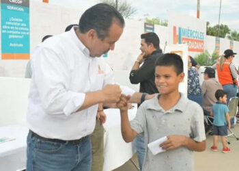 Acerca Alcalde servicios del Ayuntamiento de Hermosillo a San Pedro
