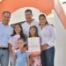 Entrega Toño Astiazarán cinco viviendas a familias Con Hogar CRECES