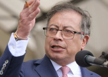 Acuerdan gobierno de Colombia y ELN cese del fuego bilateral