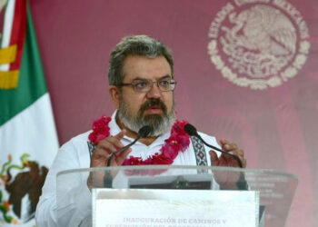 Jorge Nuño celebra generación de empleos con entrega de nuevo camino rural en Oaxaca