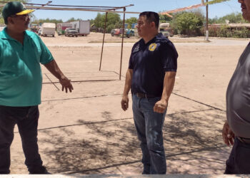 Protección civil realiza revisión de juegos mecánicos.