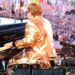 Elton John reunió la mayor multitud en la historia de Glastonbury